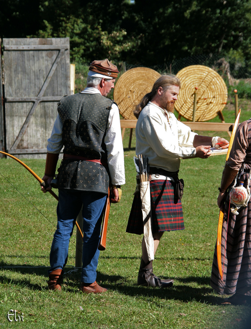 Au tournoi d'archers on trouve de tout (1)