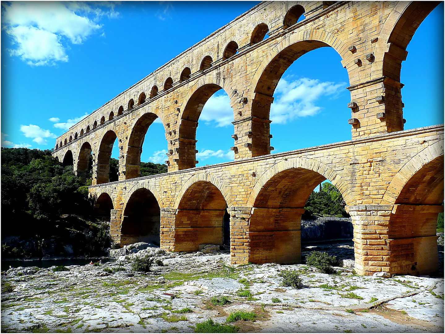 Au travers du Gard et de l'Ardèche 