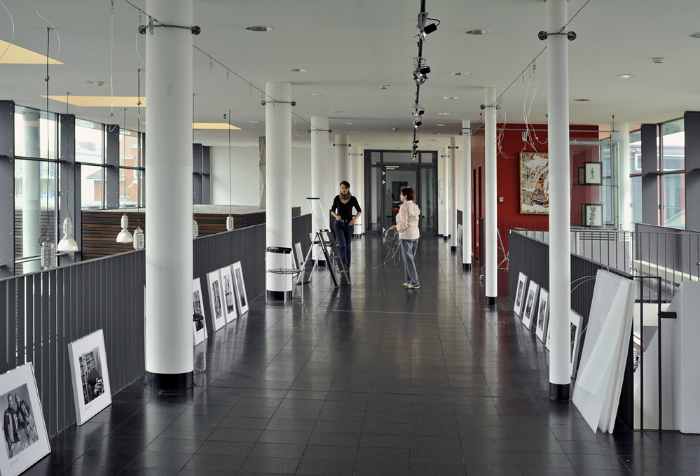 Aubau der Fotoausstellung 2012 in Erlangen