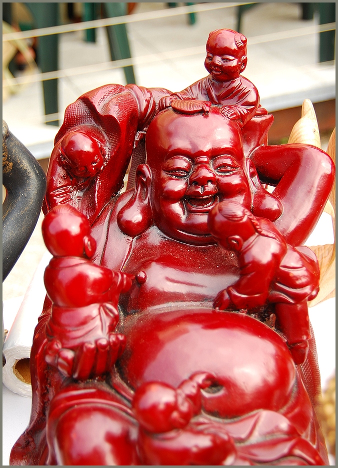 auch buddha hat einen standlplatz am wochenmarkt