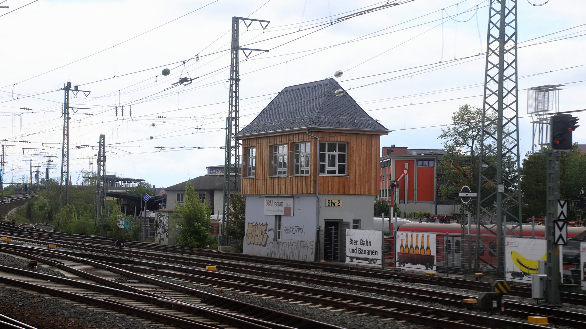 Auch das Stellwerk 2 ist Teil des DB Museums Foto & Bild | reportage ...