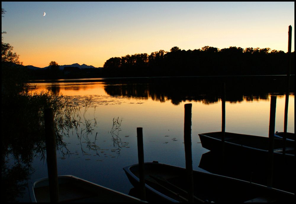 Auch das Wasser hat seine stillen Momente.... by onemoment 