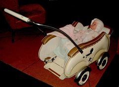 Auch die Kinderwagen.....