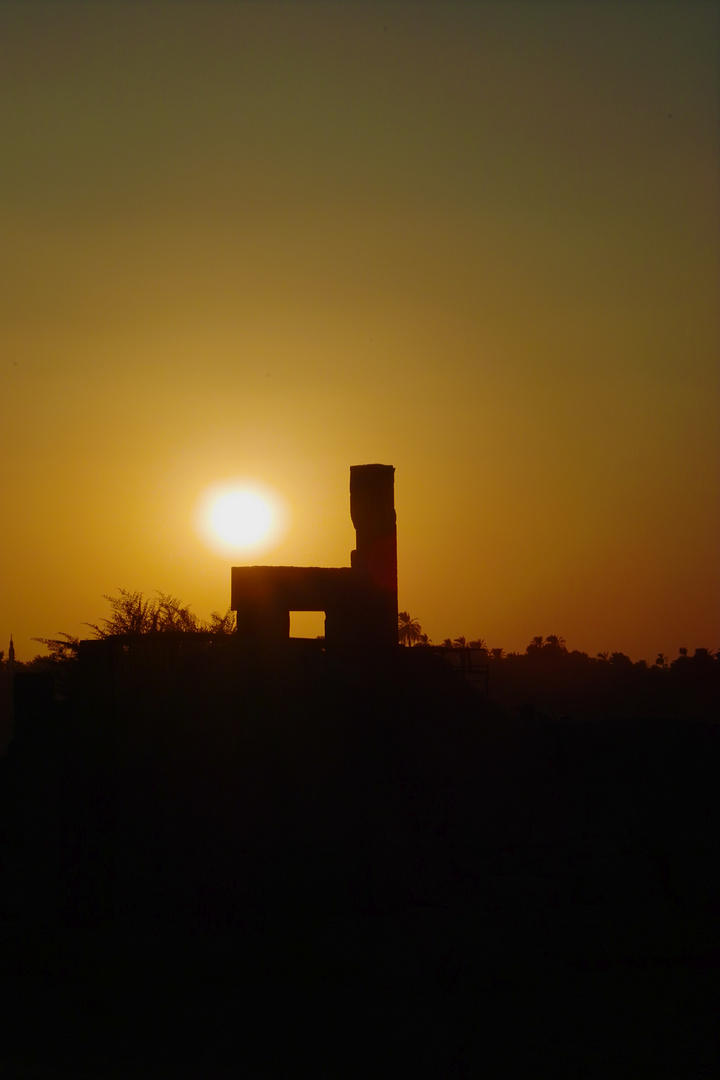 "Auch die Sonne ruht sich aus"