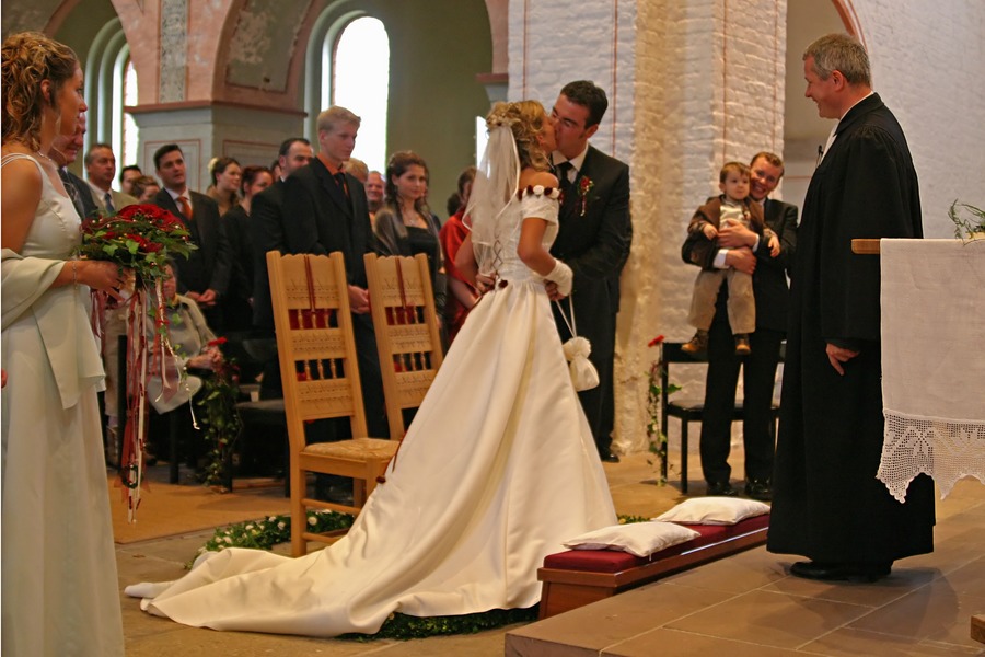 ...auch für den Pastor in der Mandelsloher Kirche Anlass zur Freude.