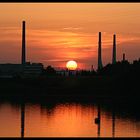 Auch im Industriegebiet gibt es schöne Sonnenuntergänge..