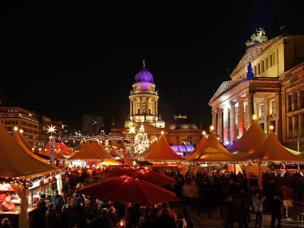 Auch in der guten Stube Berlins weihnachtet es .....