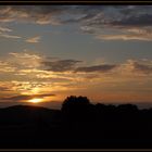 Auch in der Heimat können Sonnenuntergänge wunderschöne Farben haben