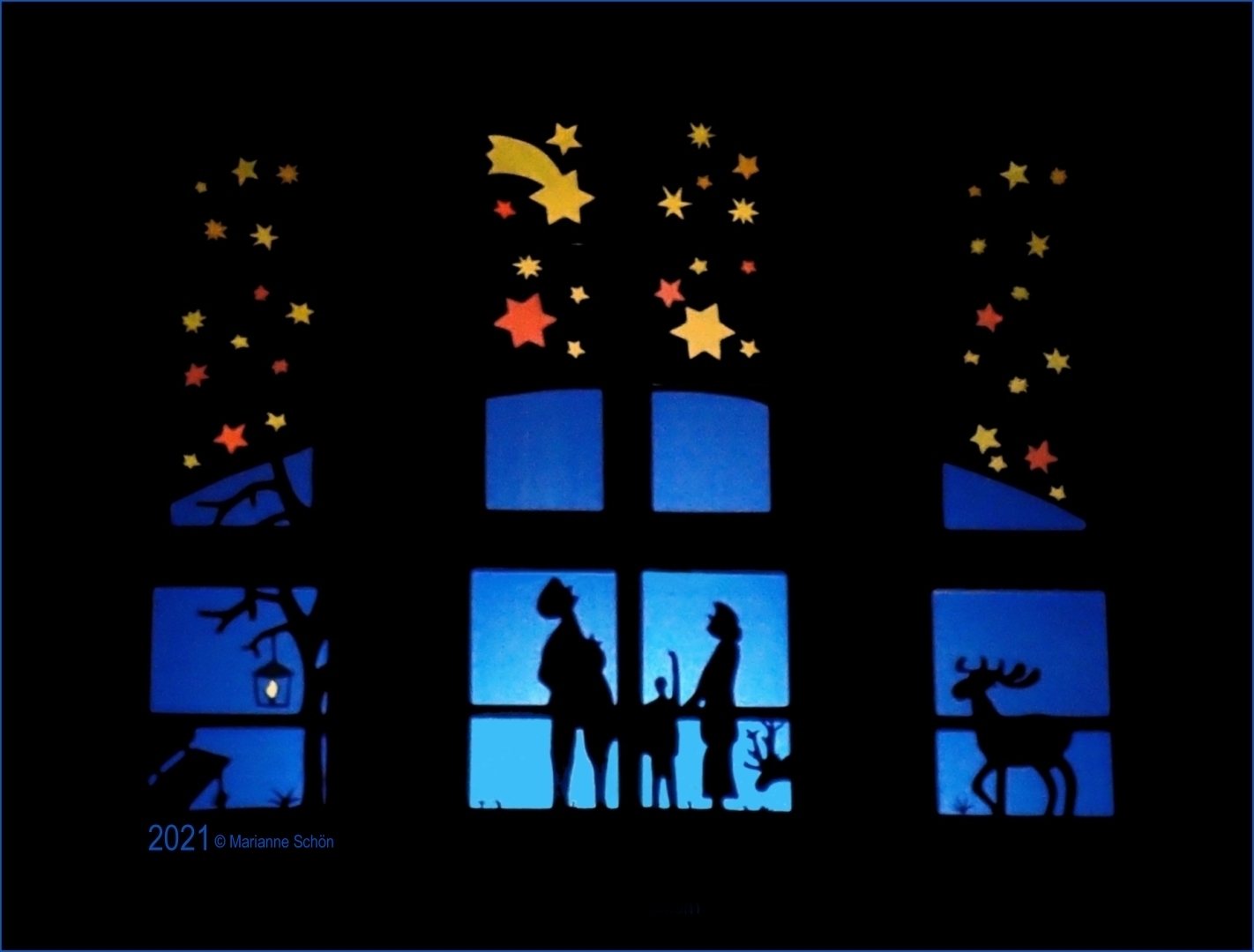 Auch in diesem Jahr wurde das Rathausfenster weihnachtlich geschmückt
