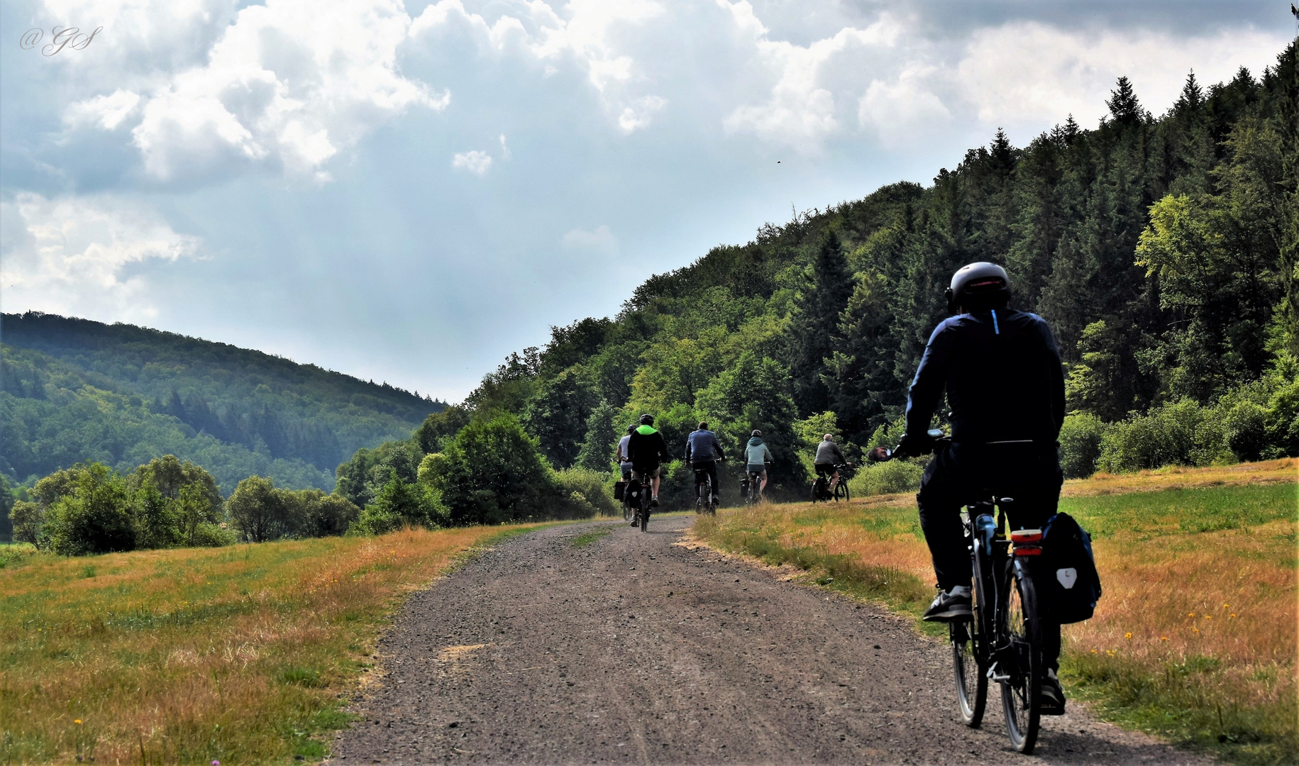 Auch Radfahrer begegneten mir.