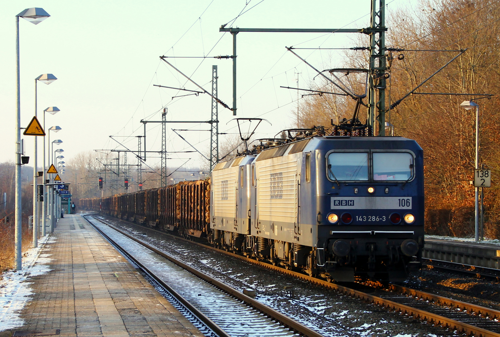 Auch RBH ist mit dem Holztransport beschäftigt