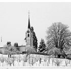 ...auch wenn die kirche mitten im dorf ist, ist's manchmal frostig...