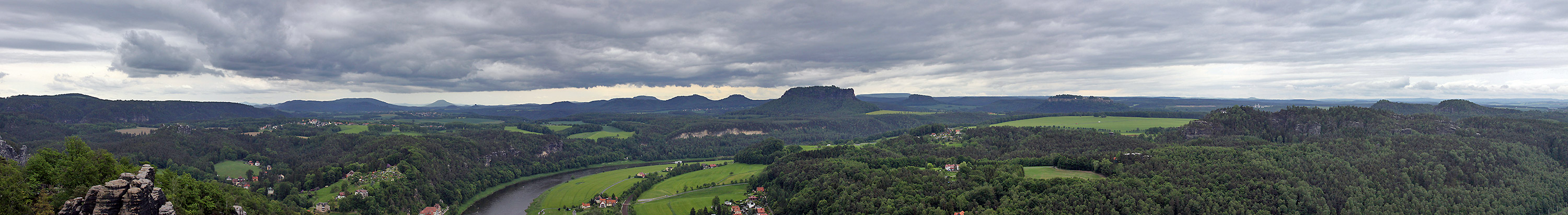 Auch Wolken können Spannung ins Pano bringen...