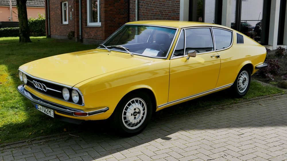 Audi 100 Coupe