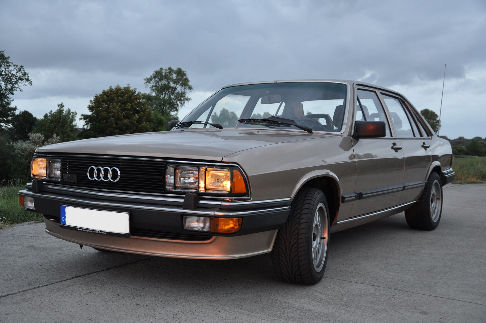 Audi 200 turbo - seinerzeit eine der stärksten frontgtriebenen Limousinen Deutschlands...