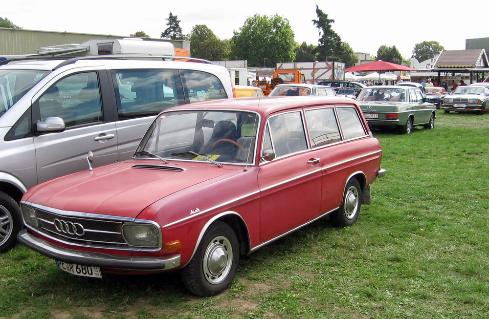 Audi 60 Variant