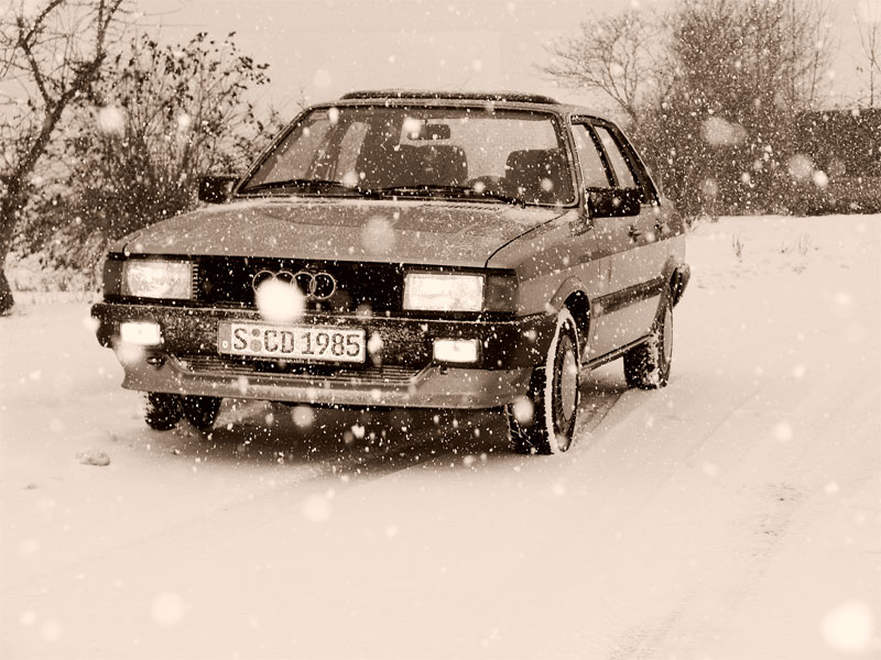 Audi 80 im Winter 2