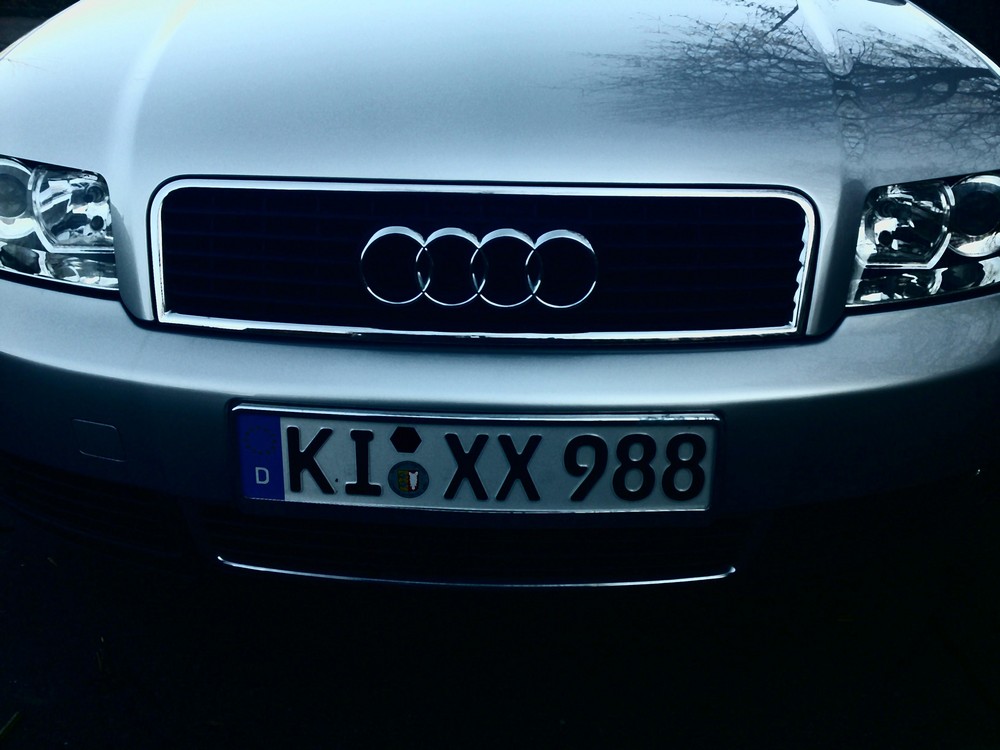 Audi A4 (nicht geschnitten)