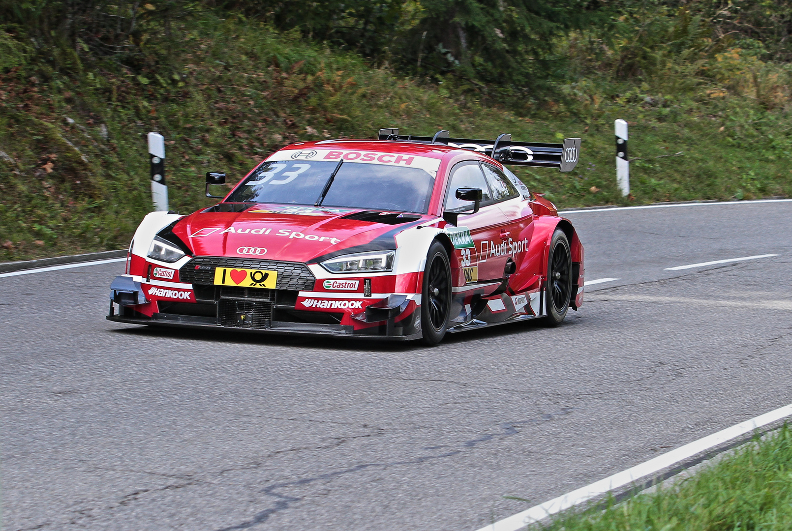 Audi A5 DTM am Berg