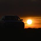 Audi im Sonnenuntergang , keine Bearbeitung 