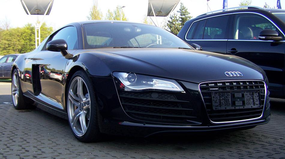 Audi R 8 ;)