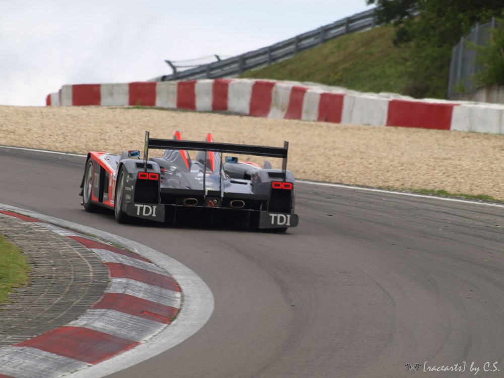 Audi R10 TDI (#14)