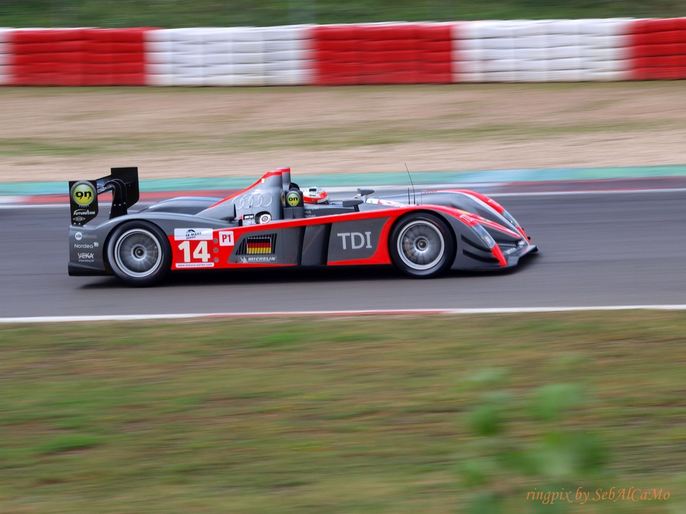 Audi R10 TDI #14