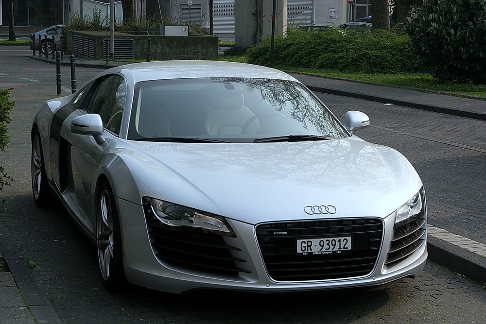 Audi R8