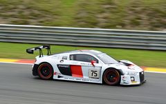 Audi R8 LMS 