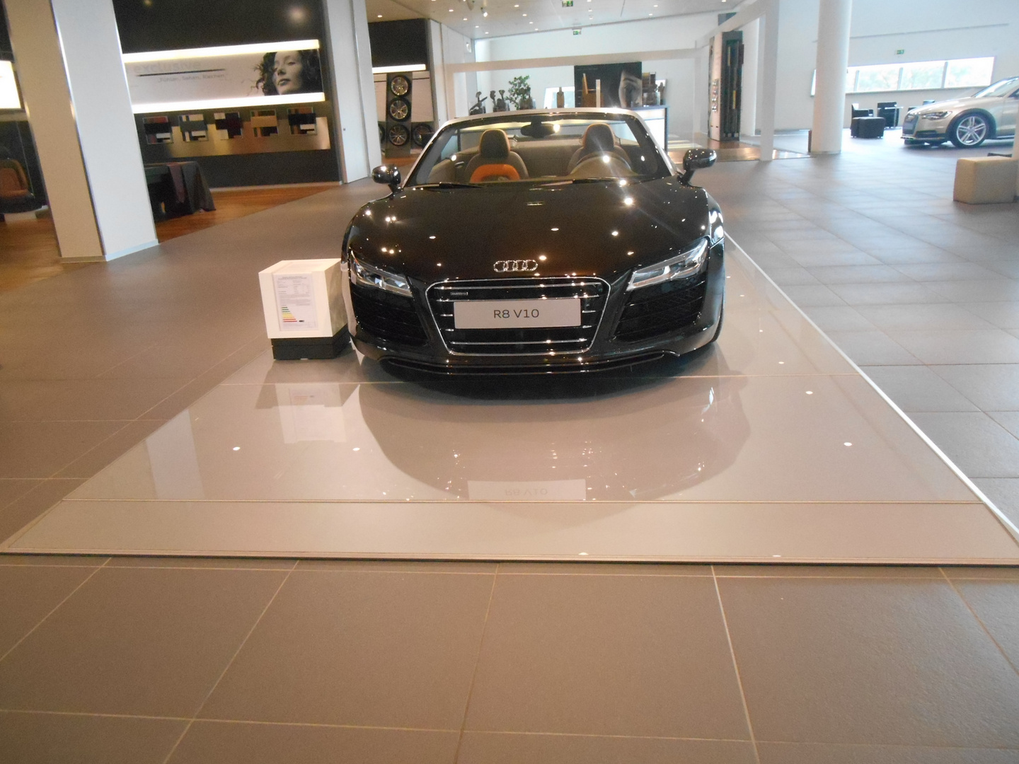 Audi R8 Spyder.