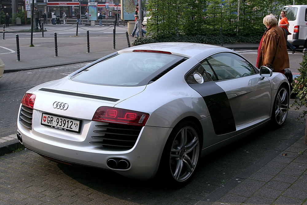 Audi R8 von hinten