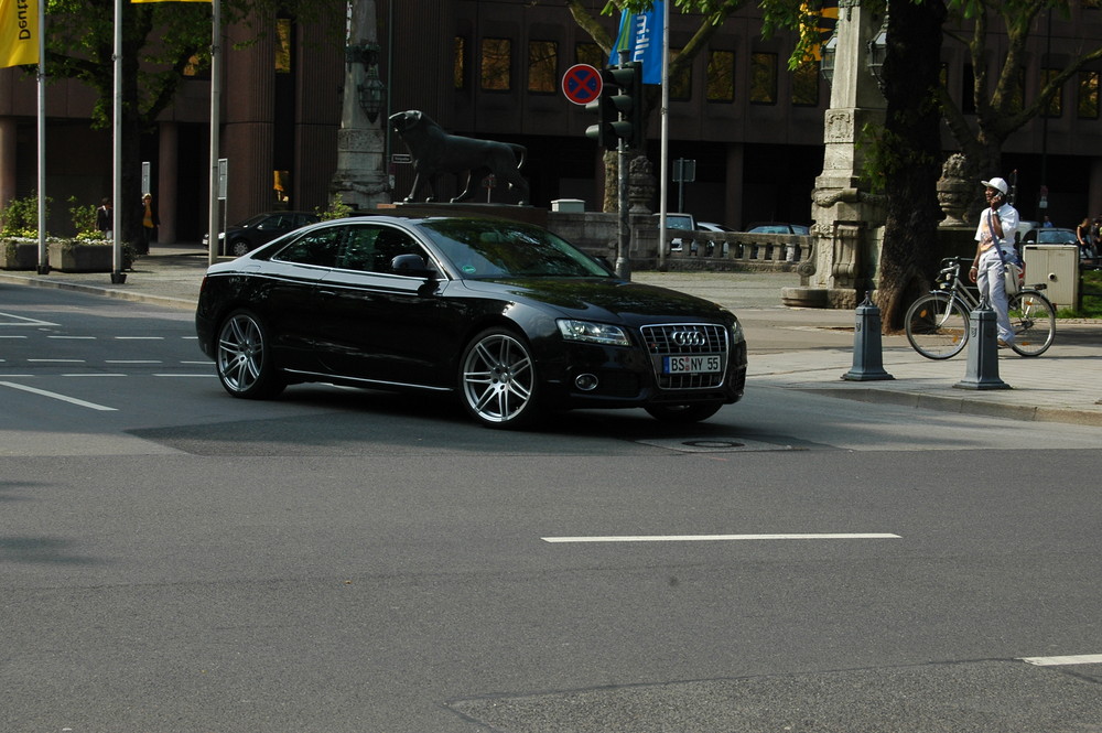 AUDI S5