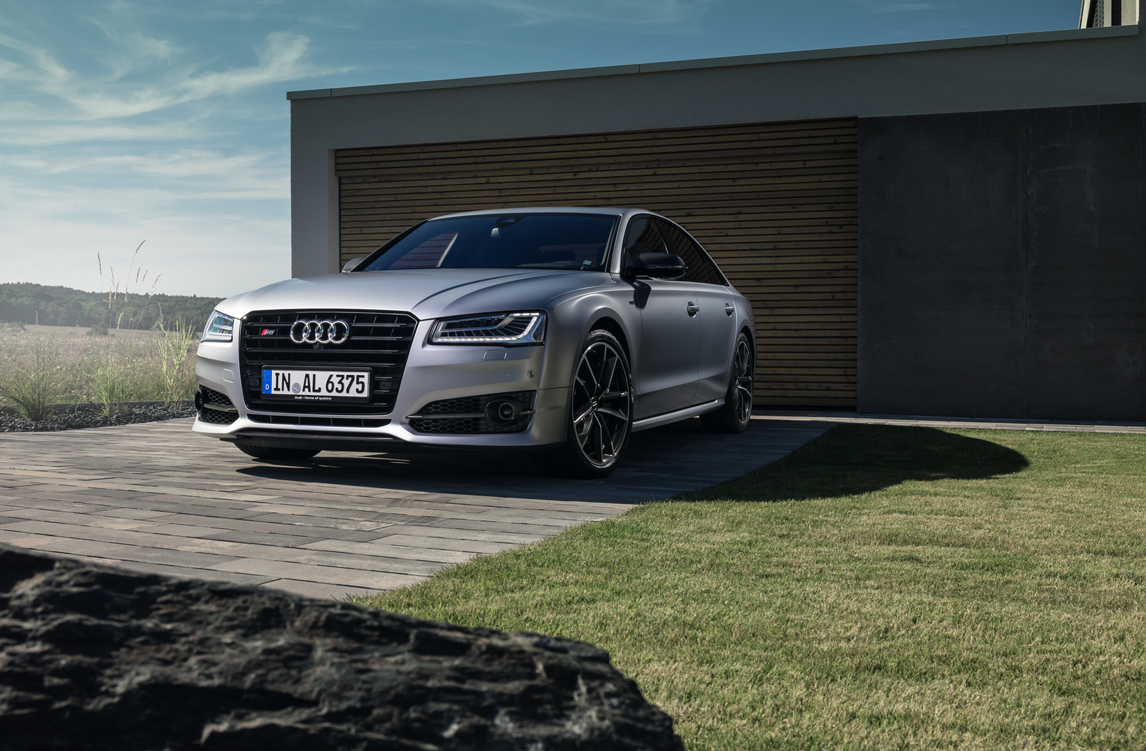 Audi S8 plus