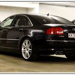 Audi S8 V10