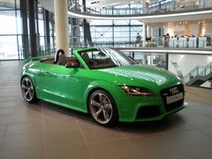 AUDI TT RS