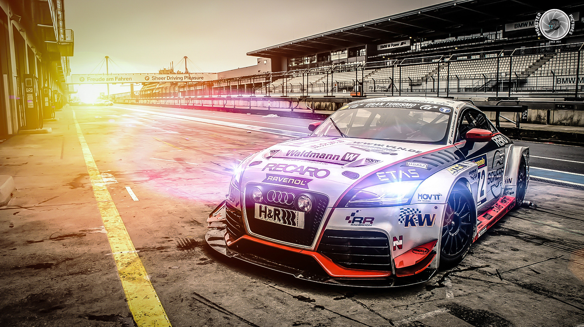 AUDI TT RS Raeder Motorsport Nr.272, Nürburgring Boxengassen Fotoshooting