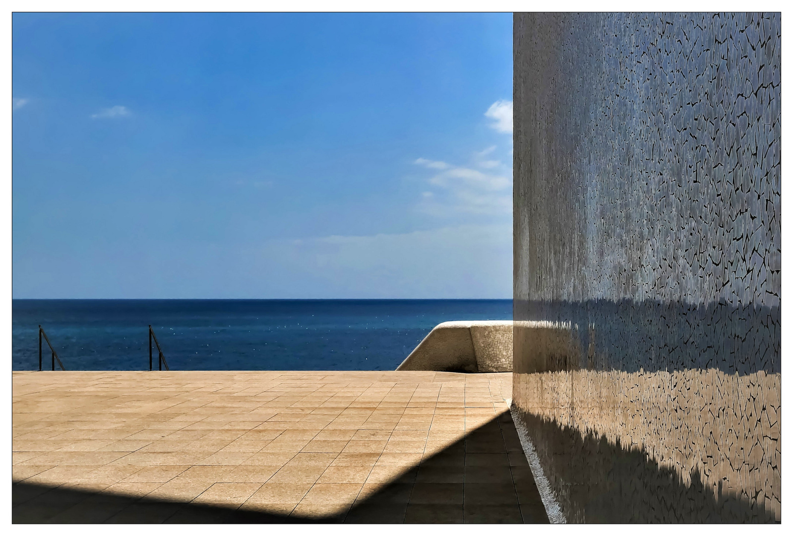 Auditorio de Tenerife #2 - banister rail