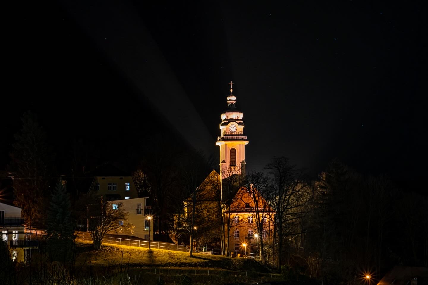 Auerbach bei Nacht