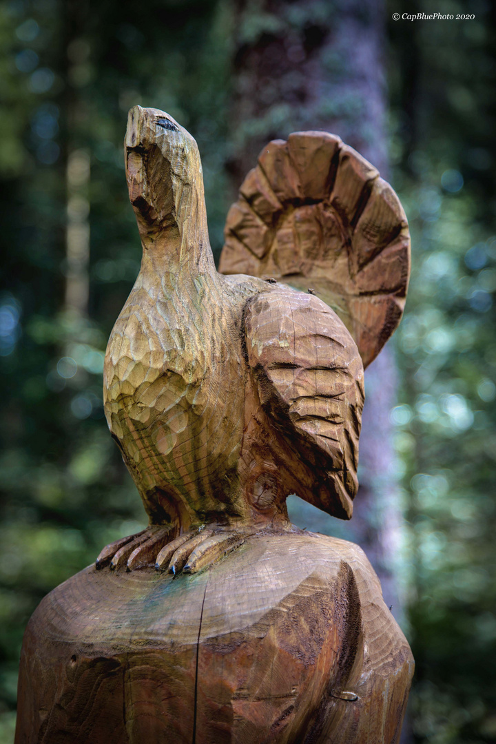 Auerhahn Figur auf dem Felixweg Seewald-Besenfeld