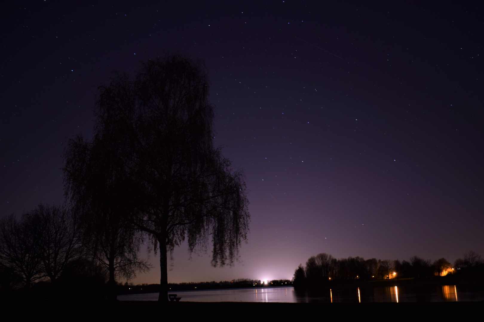 Auesee bei Nacht