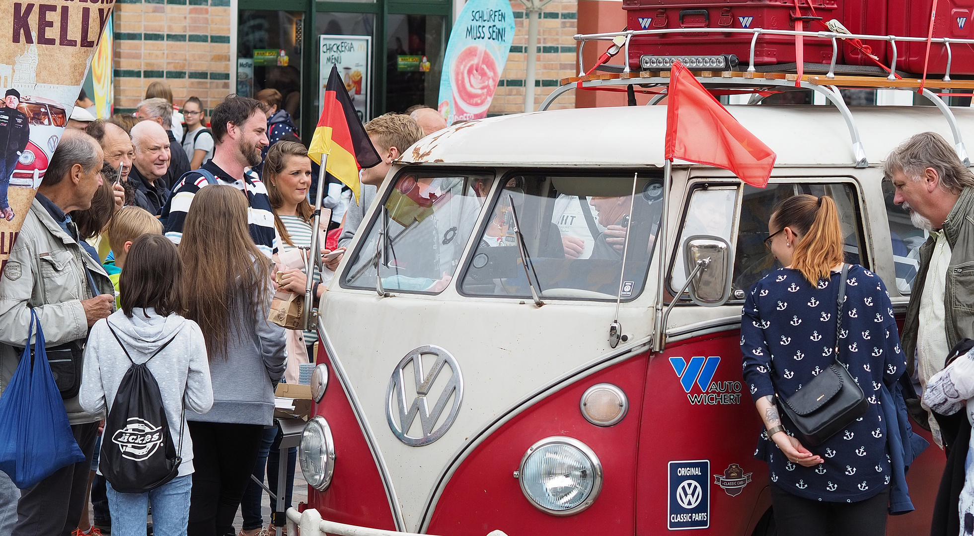 Auf Achse von Berlin nach Peking: Joey und Luke Kelly (9)