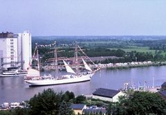 auf, auf nach Kiel! ...aus dem fahrenden Zug über dem Nord-Ostsee-Kanal