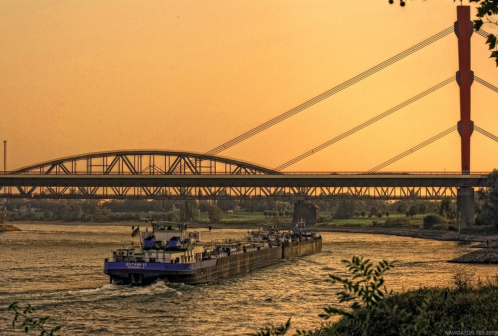 Auf Bergfahrt. / Pseudo HDR