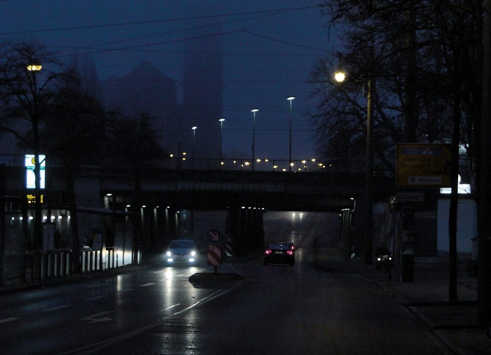 Auf Blau folgt Grau [Meine Augsburger Ansichten / Stadt-Erwachen]