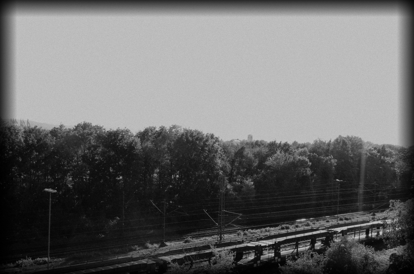 auf dem Abstellgleis Foto & Bild | fotokunst, monochrome fine art