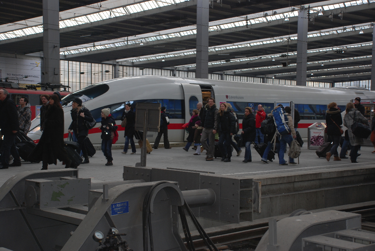 Auf dem Bahnhof