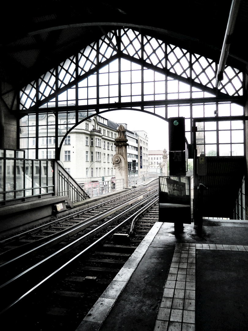 Auf dem Bahnsteig