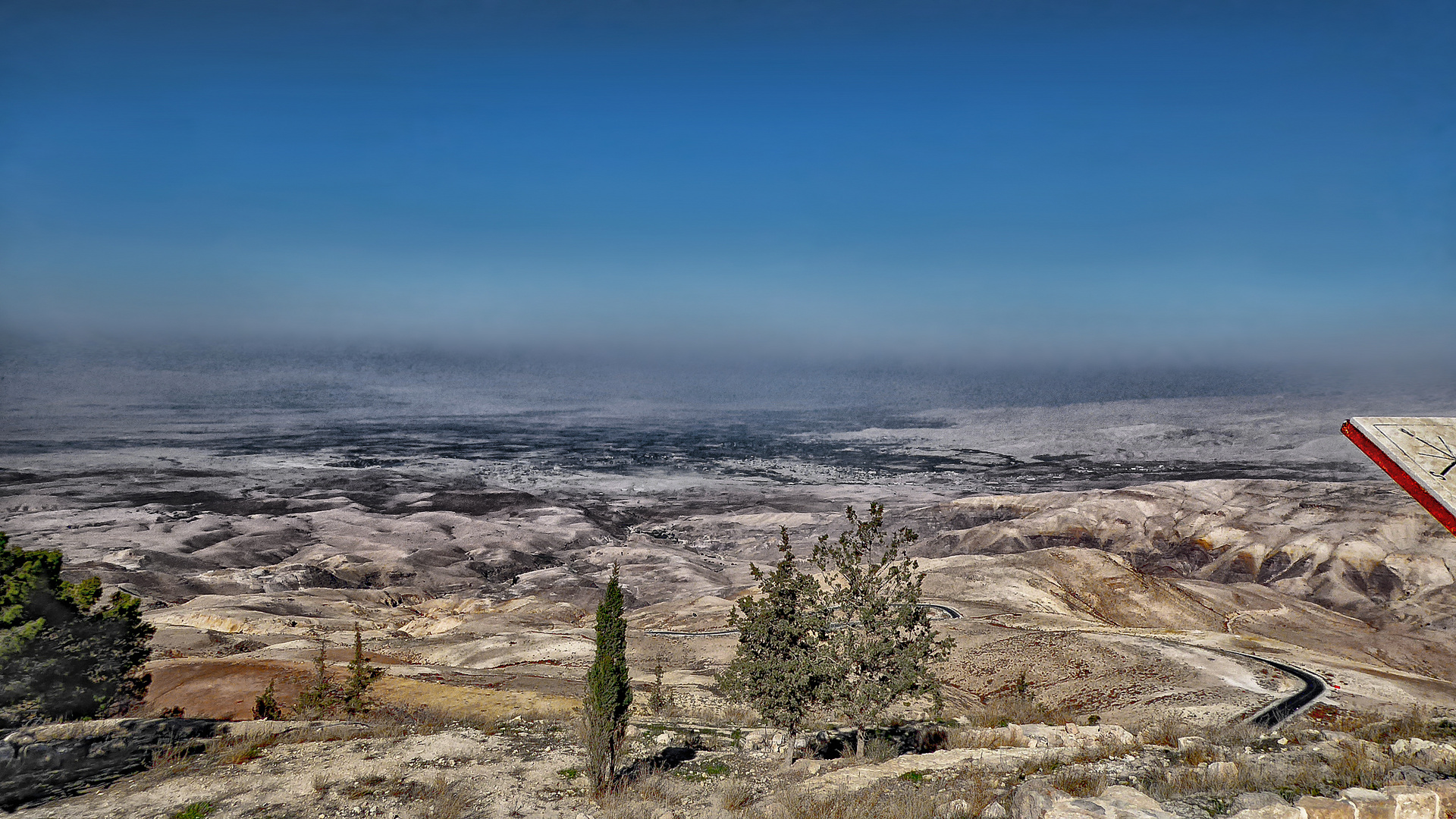 Auf dem Berg Nebo zum Toten Meer 