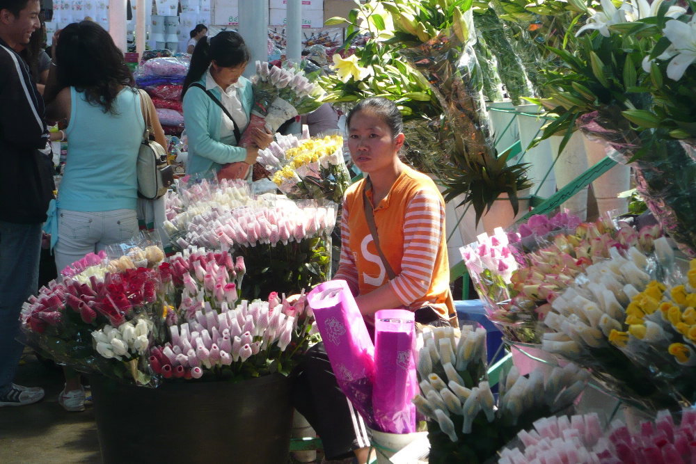 Auf dem Blumengrossmarkt von Kunming