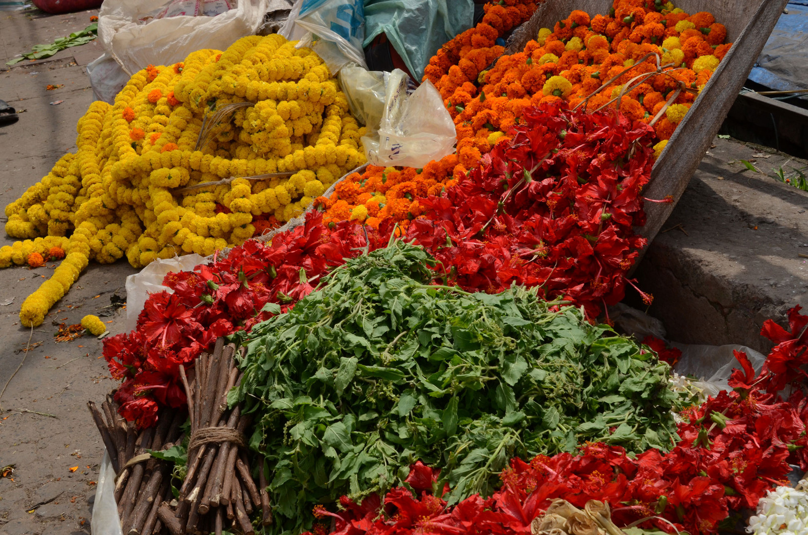 auf dem Blumenmarkt in Kalkutta